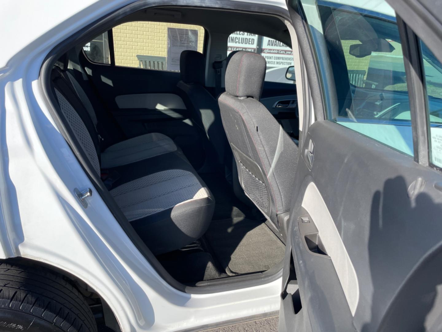 2015 White Chevrolet Equinox (1GNALAEK2FZ) with an 4-Cyl, 2.4 Liter engine, Automatic, 6-Spd transmission, located at 8008 Warden Rd, Sherwood, AR, 72120, (501) 801-6100, 34.830078, -92.186684 - Photo#8